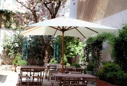 Aurora Hotel 3*